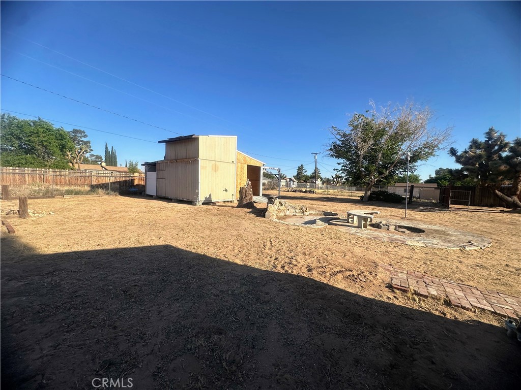 12716 Iroquois Road Apple Valley, CA 92308 - Photo 30 of 34