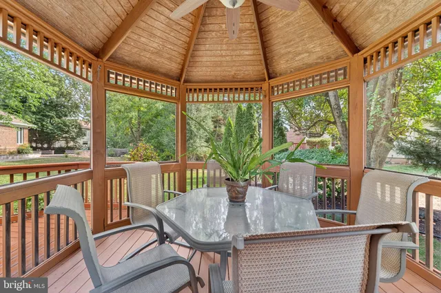 $1,135,000 | 13103 Anvil Place, Herndon, VA 20171