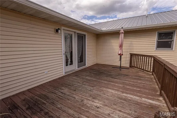 $249,900 | 700 Ely Street, Perry, MO 63462