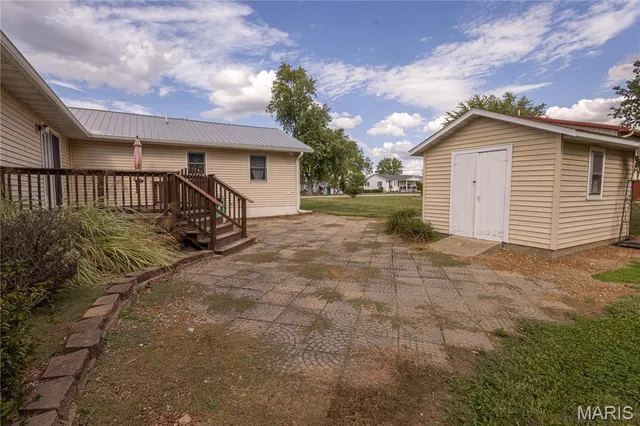 $249,900 | 700 Ely Street, Perry, MO 63462