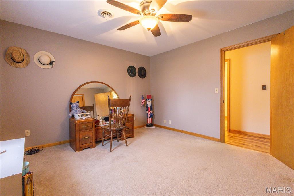 700 Ely Street Perry, MO 63462 - Photo 24 of 37