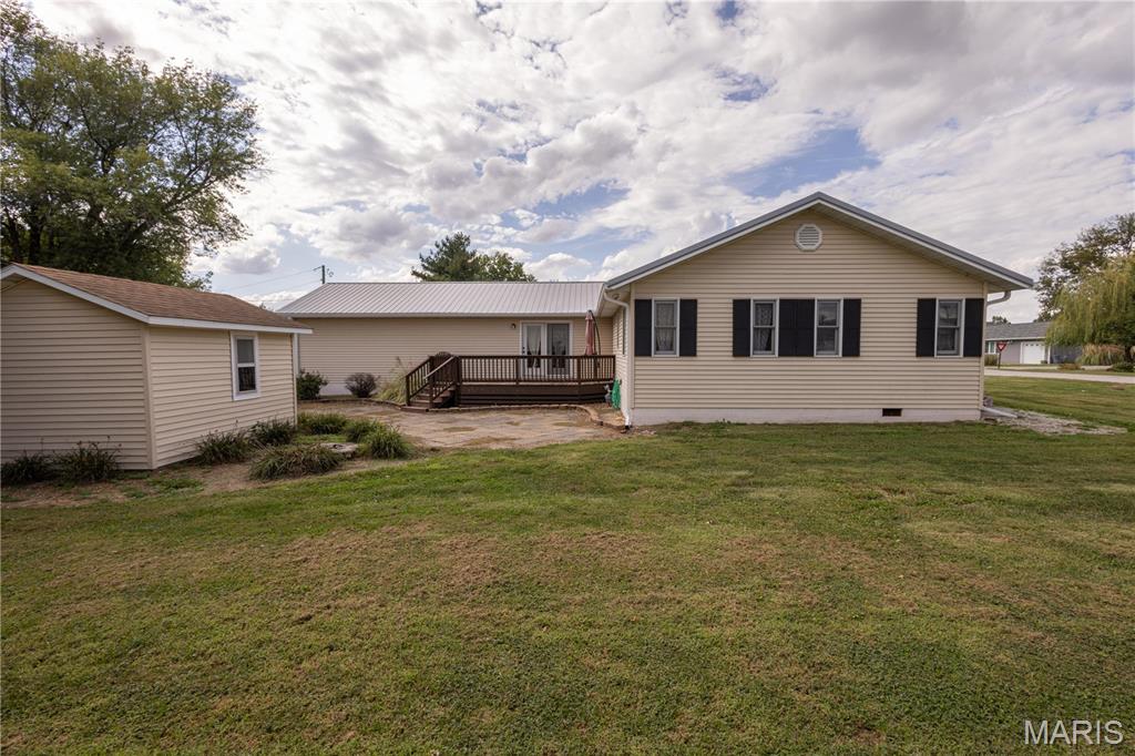 700 Ely Street Perry, MO 63462 - Photo 10 of 37