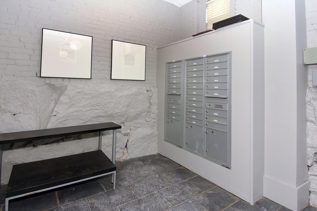 28 Adams Street, Unit 304 Worcester, MA 01604 - Photo 23 of 25