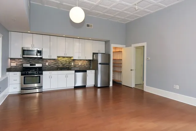 $299,900 | 28 Adams Street, Unit 304, Worcester, MA 01604