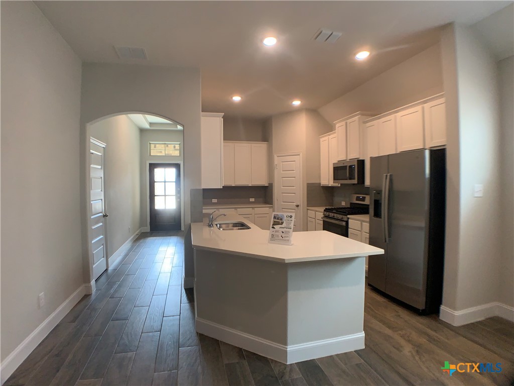 1324 Spring Row Street New Braunfels, TX 78132 - Photo 5 of 28