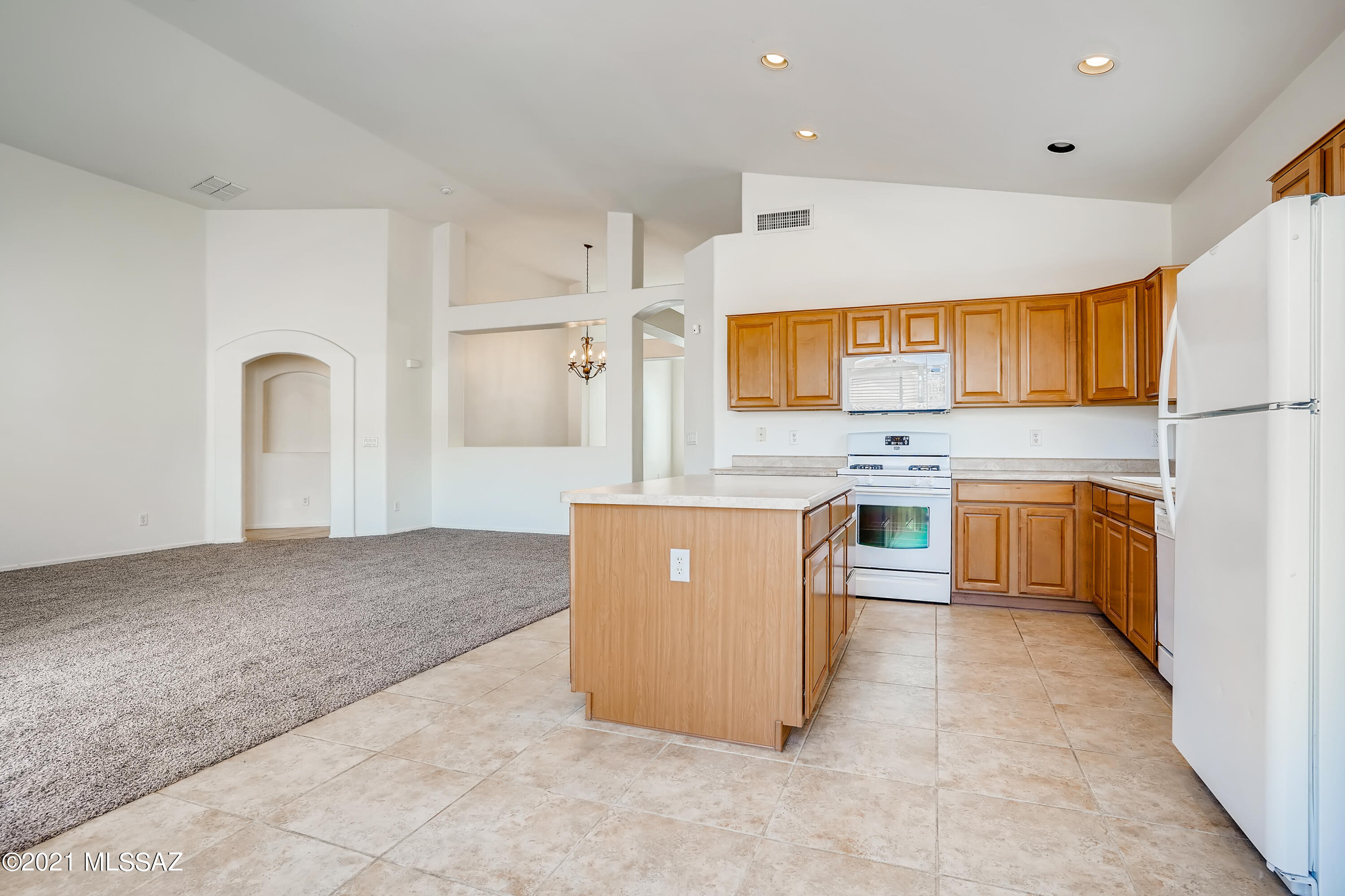 60846 Rock Ledge Loop Tucson, AZ 85739 - Photo 13 of 33