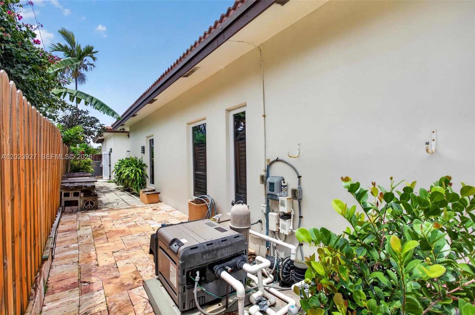 3408 Dover Road Pompano Beach, FL 33062 - Photo 35 of 42