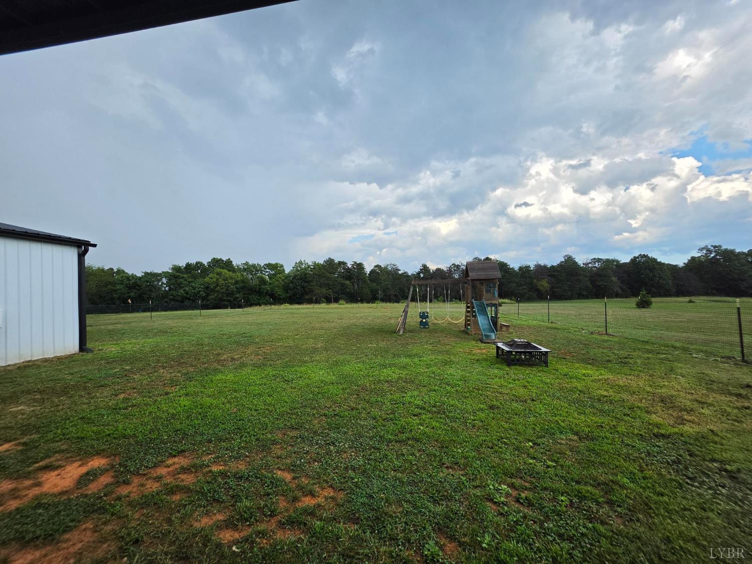 544 Collins Ferry Road Gladys, VA 24554 - Photo 4 of 26