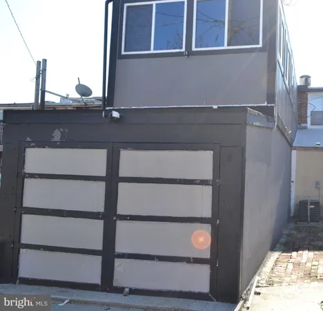 $2,400 | 1226 West Cross Street, Baltimore, MD 21230