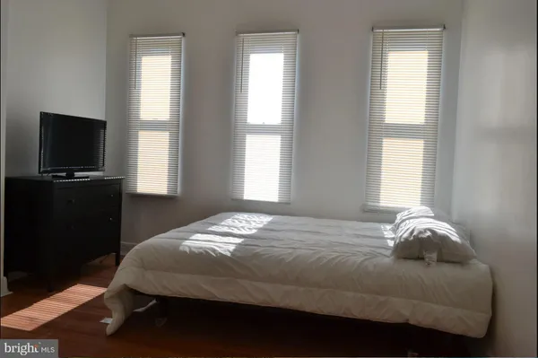 $2,500 | 1226 West Cross Street, Baltimore, MD 21230