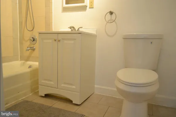 $2,500 | 1226 West Cross Street, Baltimore, MD 21230