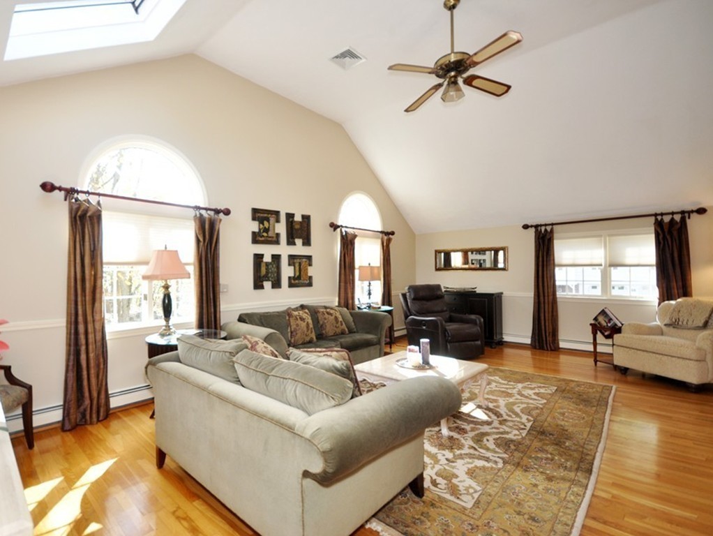 151 Ridge Street Arlington, MA 02474 - Photo 19 of 30