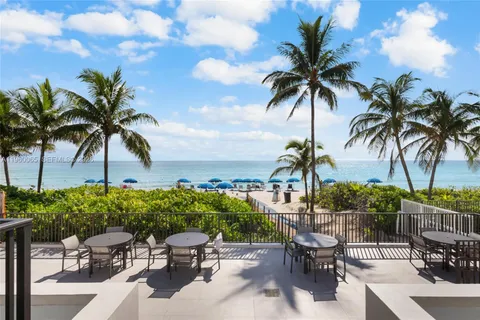 $675,000 | 1950 South Ocean Drive, Unit PHN, Hallandale Beach, FL 33009