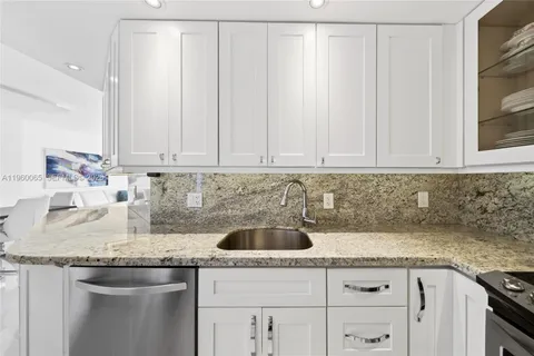 $675,000 | 1950 South Ocean Drive, Unit PHN, Hallandale Beach, FL 33009