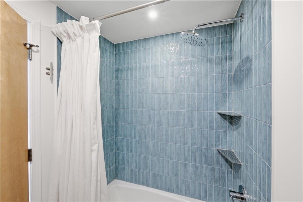 360 West Pershing Road, Unit 190 Kansas City, MO 64108 - Photo 29 of 51
