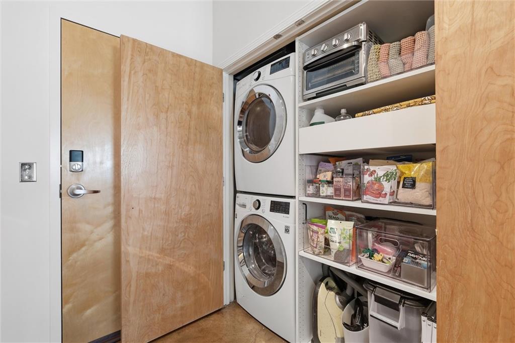 360 West Pershing Road, Unit 190 Kansas City, MO 64108 - Photo 30 of 51