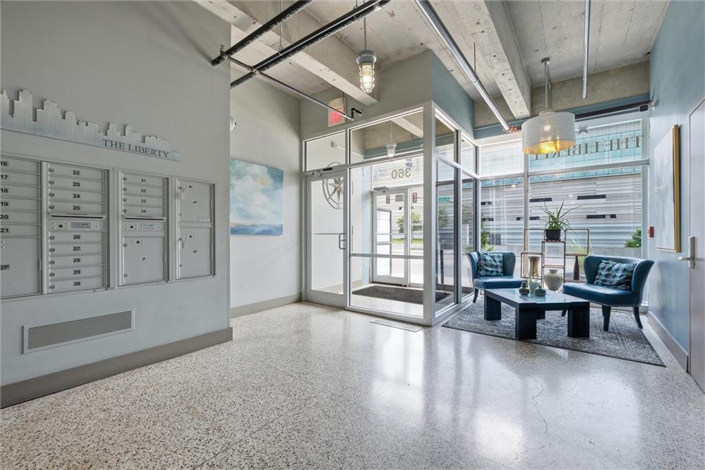 360 West Pershing Road, Unit 190 Kansas City, MO 64108 - Photo 35 of 51
