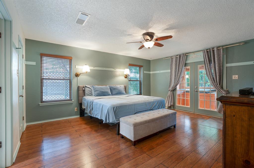 9302 Ravenswood Road Granbury, TX 76049 - Photo 11 of 40 Gallery Image 11