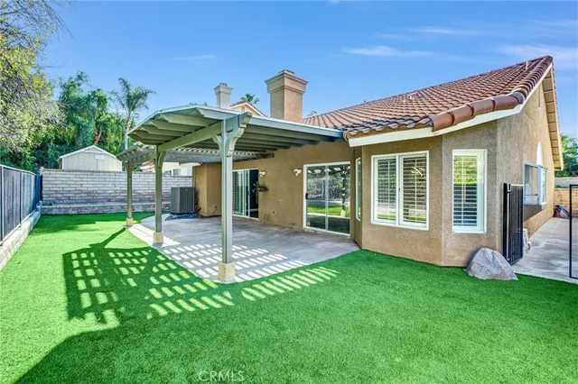 $835,000 | 20061 Shadow Hills Court, Saugus, CA 91390