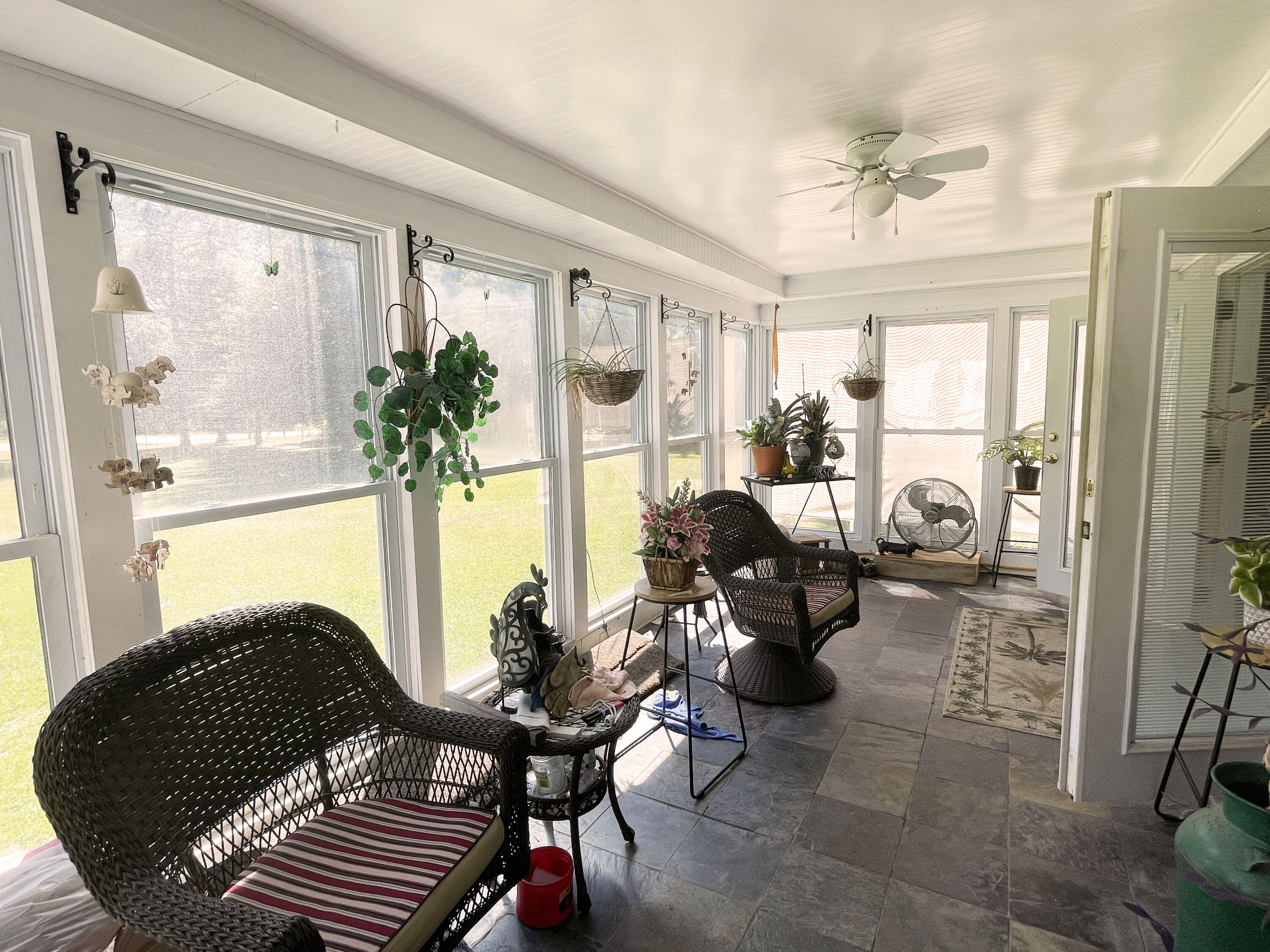 983 Horseshoe Road Augusta, GA 30906 - Photo 4 of 40 20 x 10 Sunroom