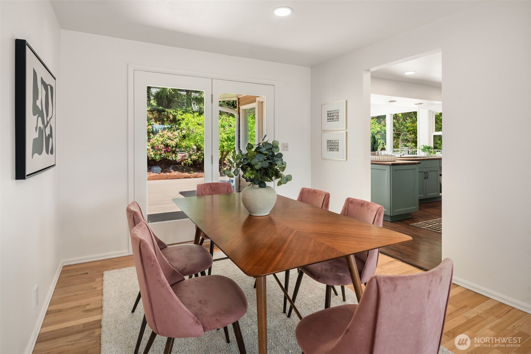 18025 70th Place West Edmonds, WA 98026 - Photo 10 of 40