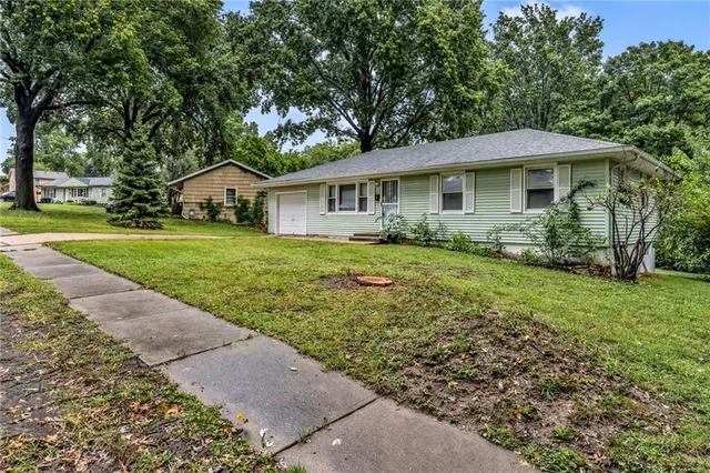 $185,000 | 4811 Evanston Avenue, Kansas City, MO 64133