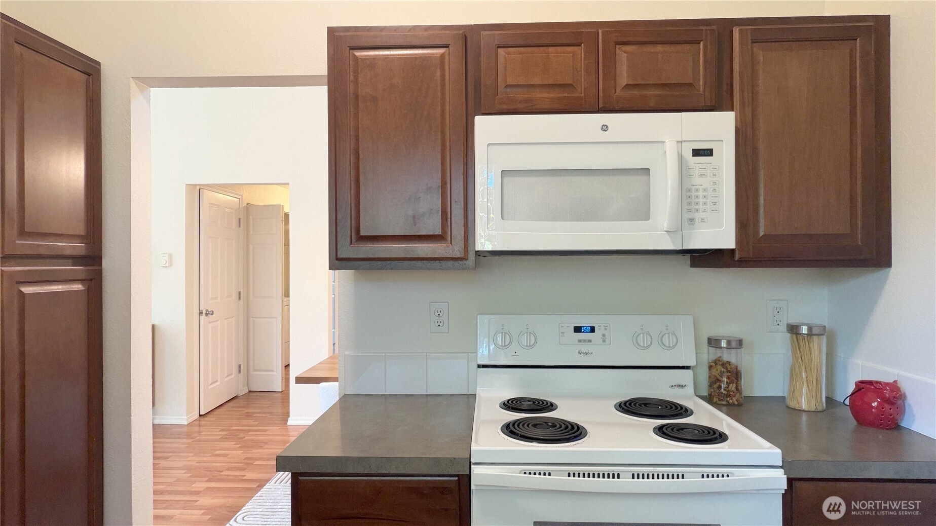 820 Cady Road, Unit B308 Everett, WA 98203 - Photo 8 of 25