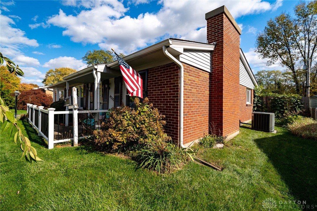 4352 Wehner Road Kettering, OH 45429 - Photo 4 of 32 Gallery Image 4