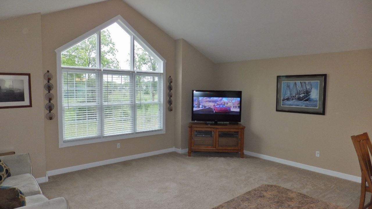 2065 Five Mile Road Traverse City, MI 49686 - Photo 4 of 24 1802771-3.JPG