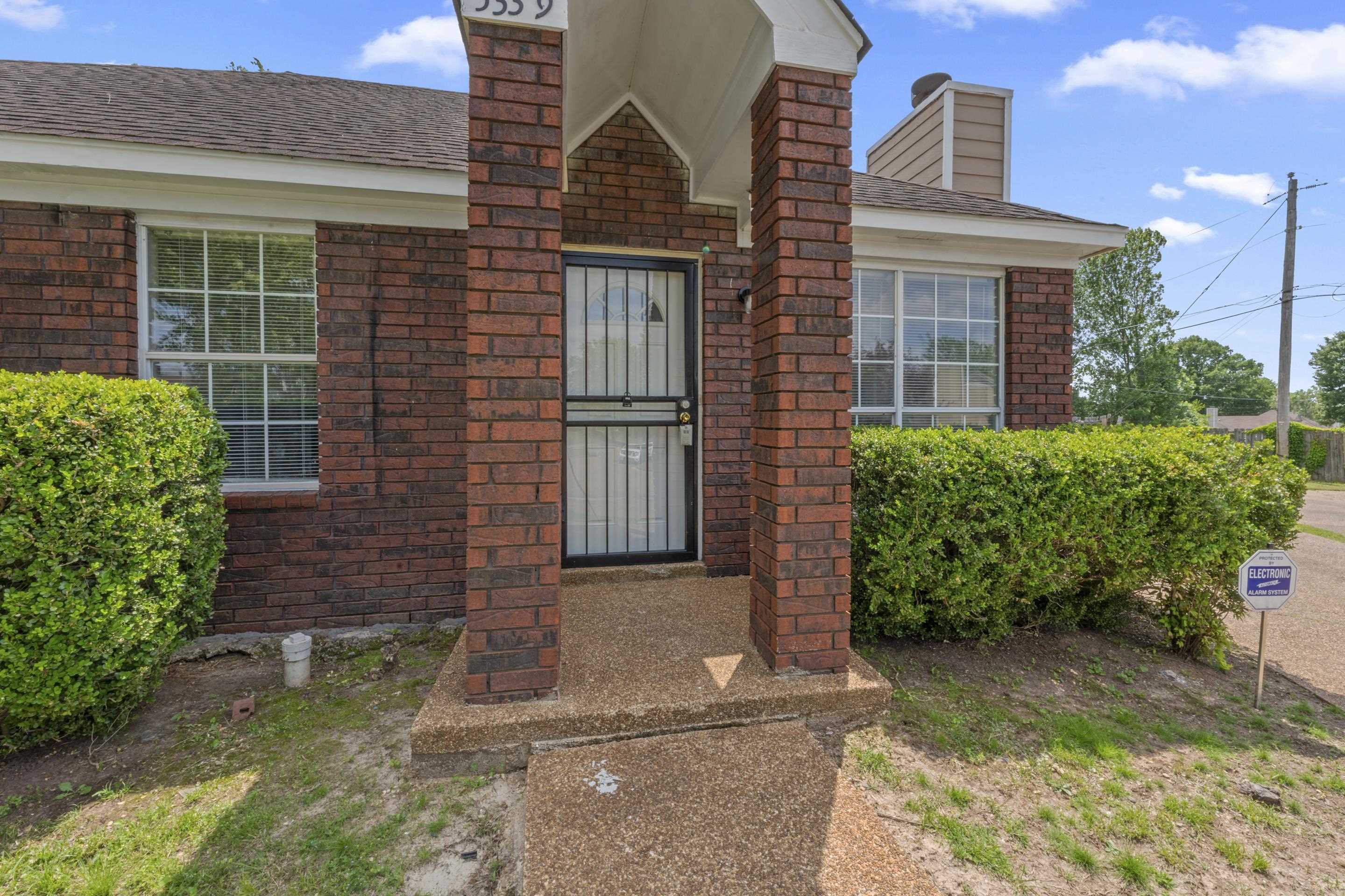 5339 Shady Ridge Cove Memphis, TN 38141 - Photo 2 of 31 The covered front porch entry adds charm and character while creating a welcoming first impression for guests and visitors.