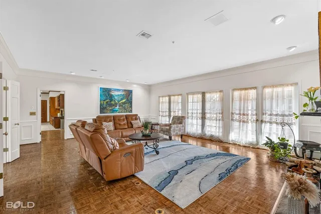 $675,000 | 8621 East Wilderness Way, Shreveport, LA 71106