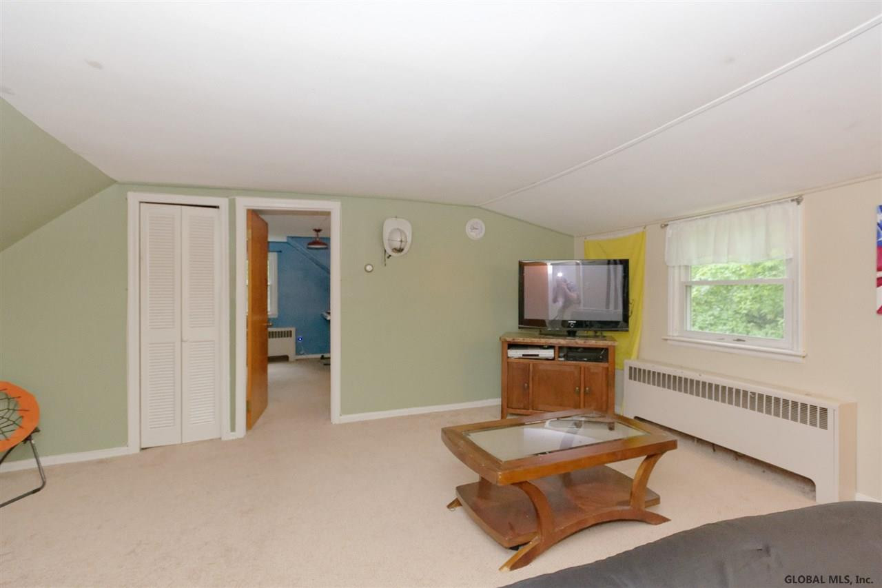 40 Southgate Road Colonie, NY 12211 - Photo 25 of 39 Photo 25