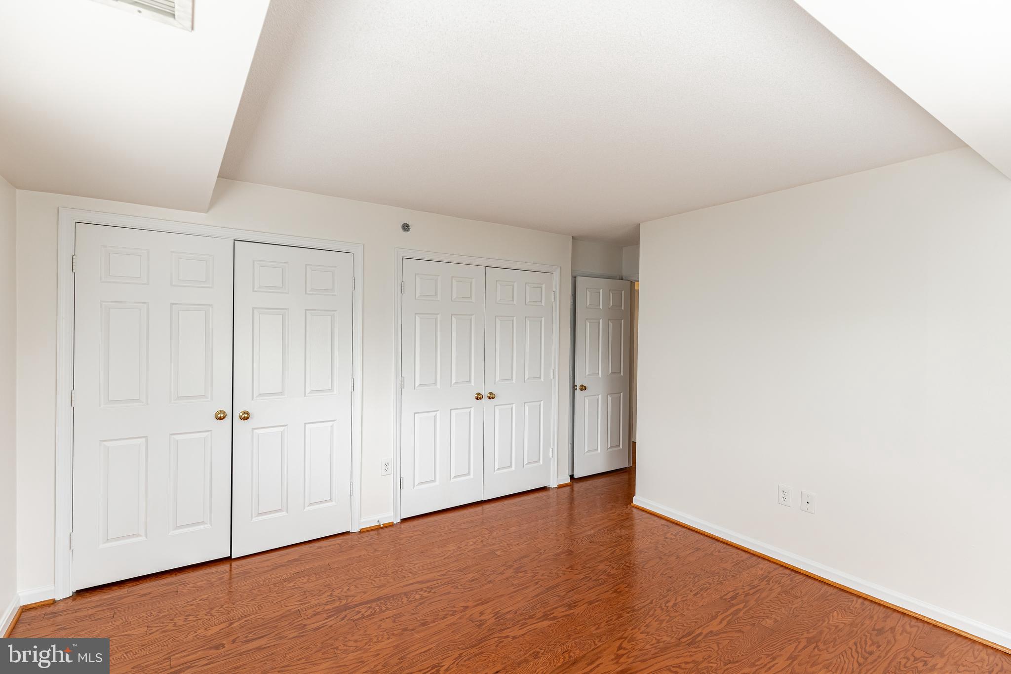 545 East Braddock Road, Unit 404 Alexandria, VA 22314 - Photo 15 of 36