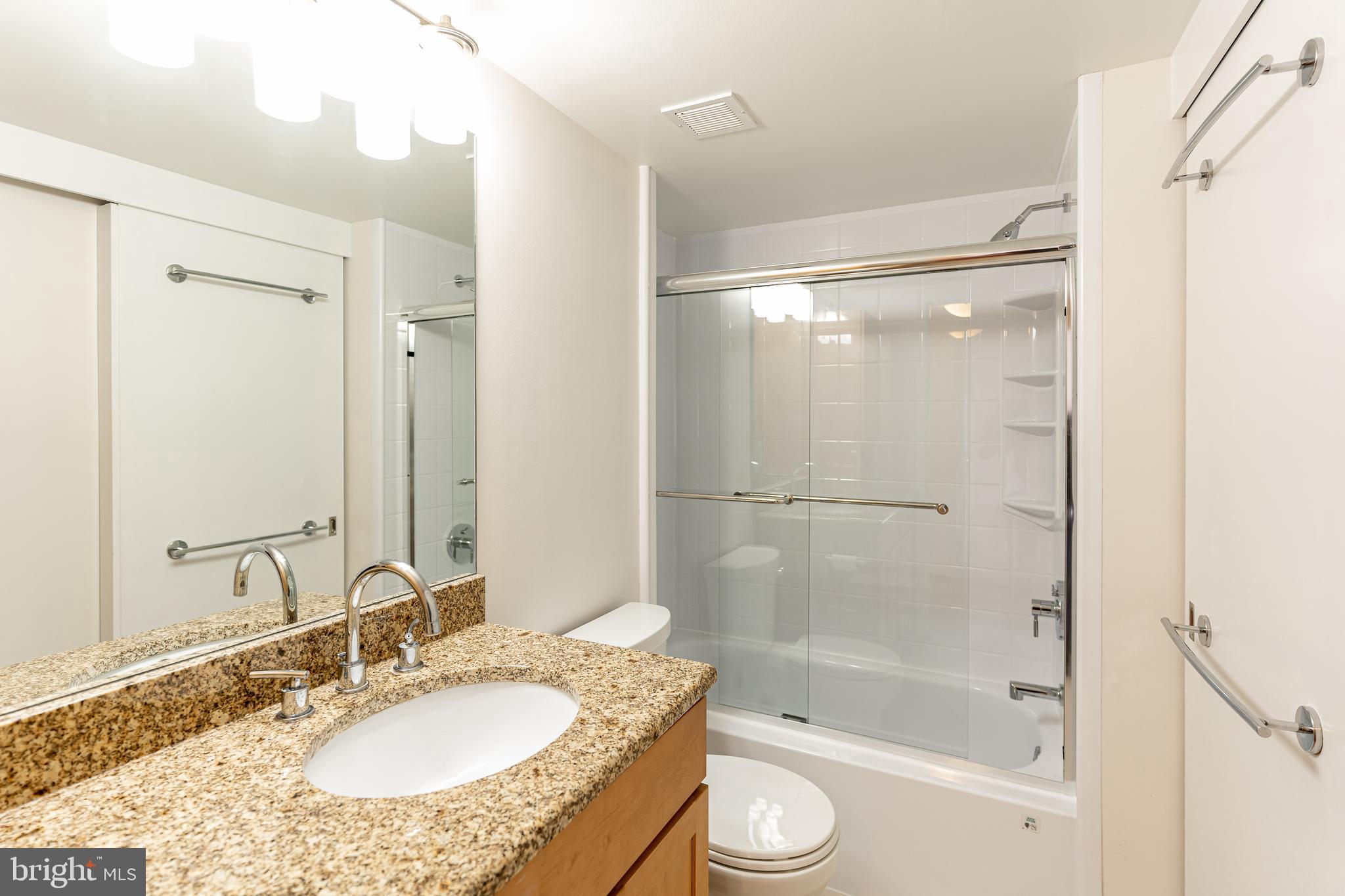 545 East Braddock Road, Unit 404 Alexandria, VA 22314 - Photo 23 of 36
