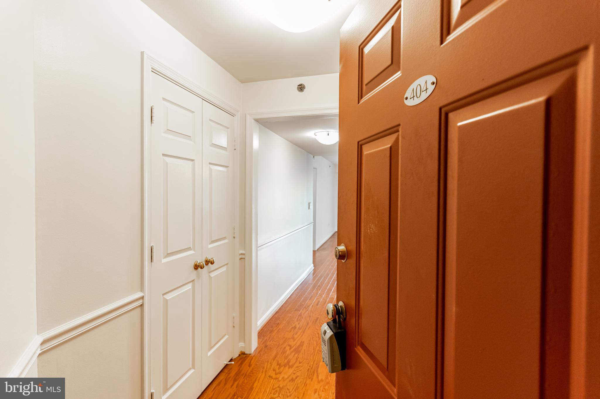 545 East Braddock Road, Unit 404 Alexandria, VA 22314 - Photo 24 of 36