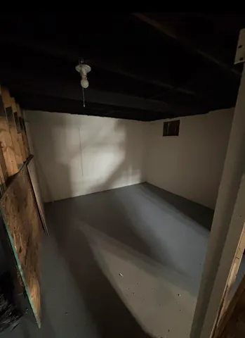 $1,599 | 15714 Novara Street, Detroit, MI 48205