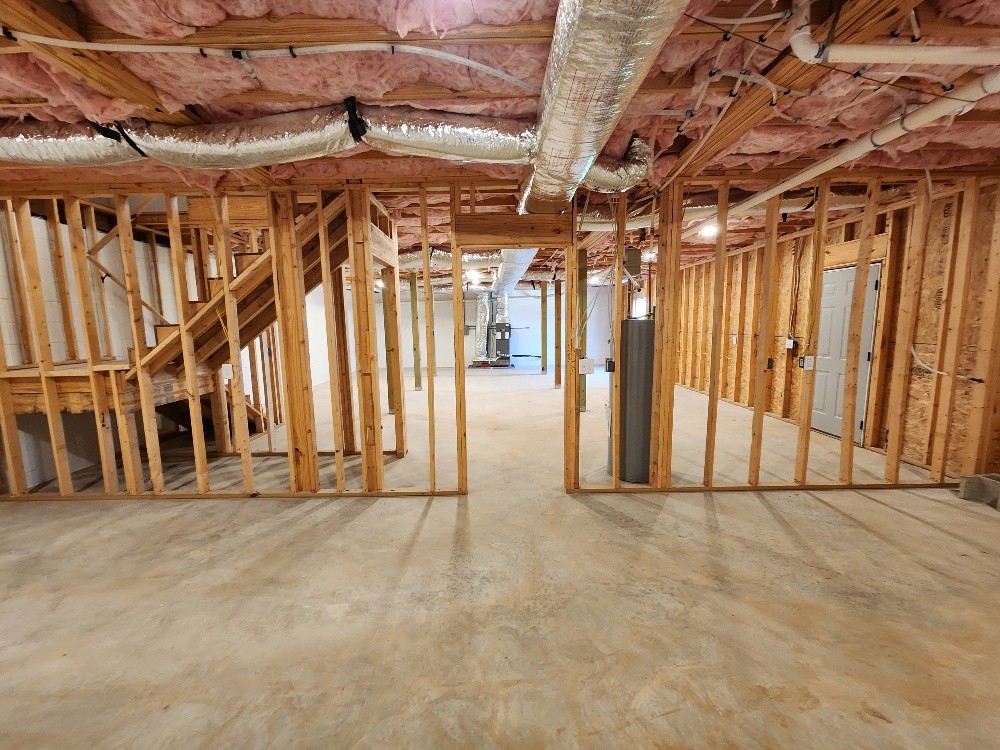 670 Armstrong Road Castalian Springs, TN 37031 - Photo 20 of 25 a view of an empty room