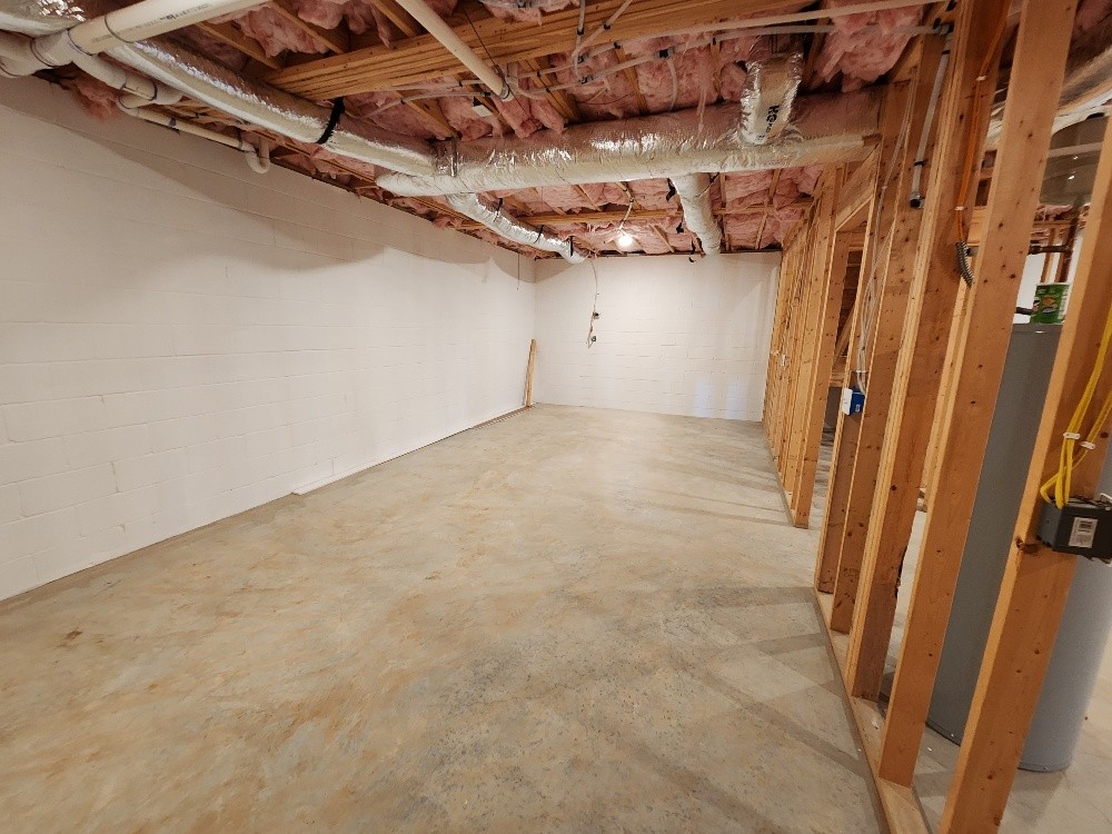 670 Armstrong Road Castalian Springs, TN 37031 - Photo 22 of 25 a view of utility room