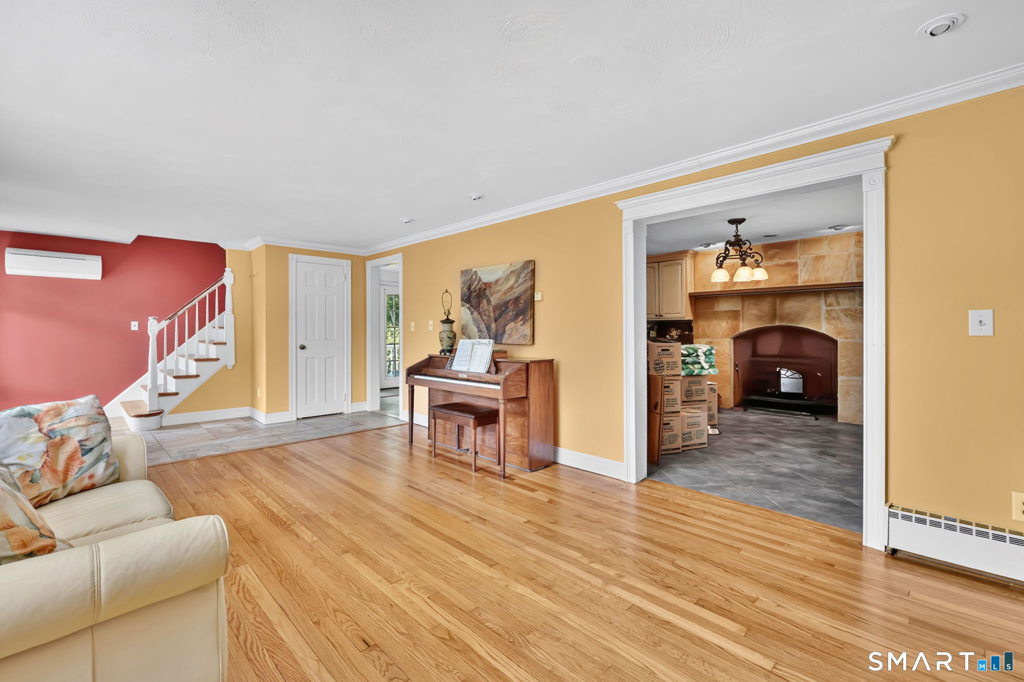 33 Chambers Street Manchester, CT 06042 - Photo 11 of 40