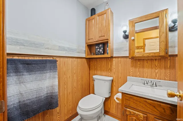 $489,000 | 5010 Terry Lake Road, Hamilton, IN 46742