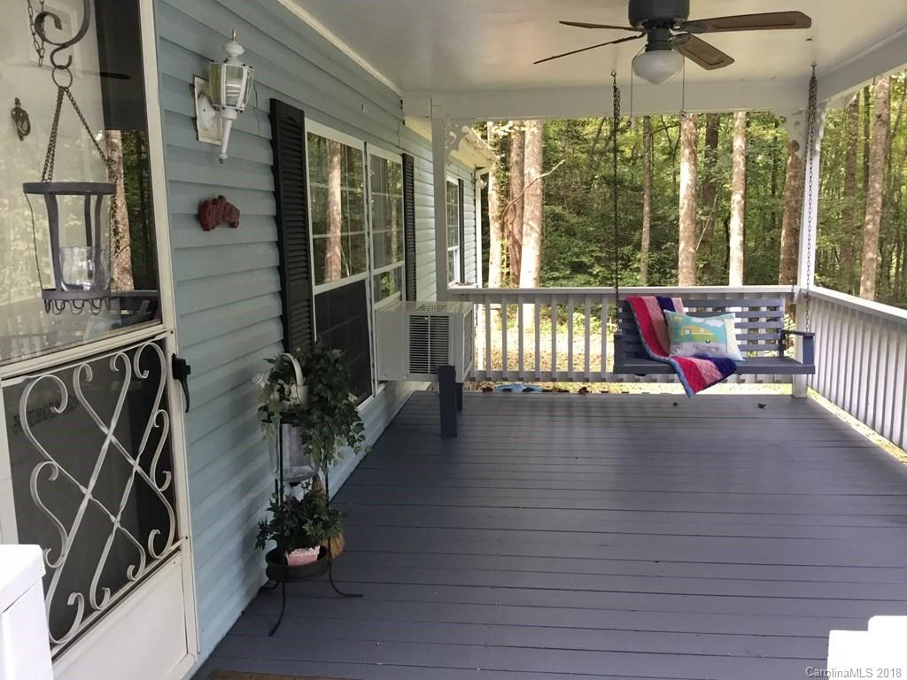 136 Lacy Fern Ridge Sylva, NC 28779 - Photo 4 of 21 Gallery Image 4