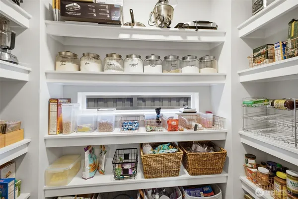 $1,169,000 | 13241 181st Ave Court East, Bonney Lake, WA 98391