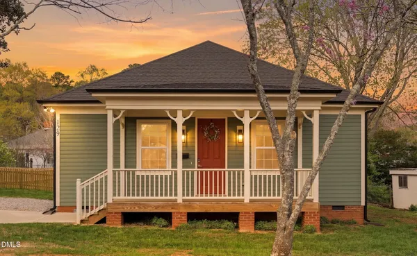 $450,000 | 129 East Chestnut Avenue, Wake Forest, NC 27587