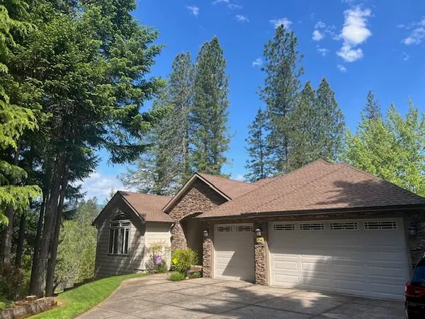 $819,900 | 1280 Marcy Loop Road, Grants Pass, OR 97527