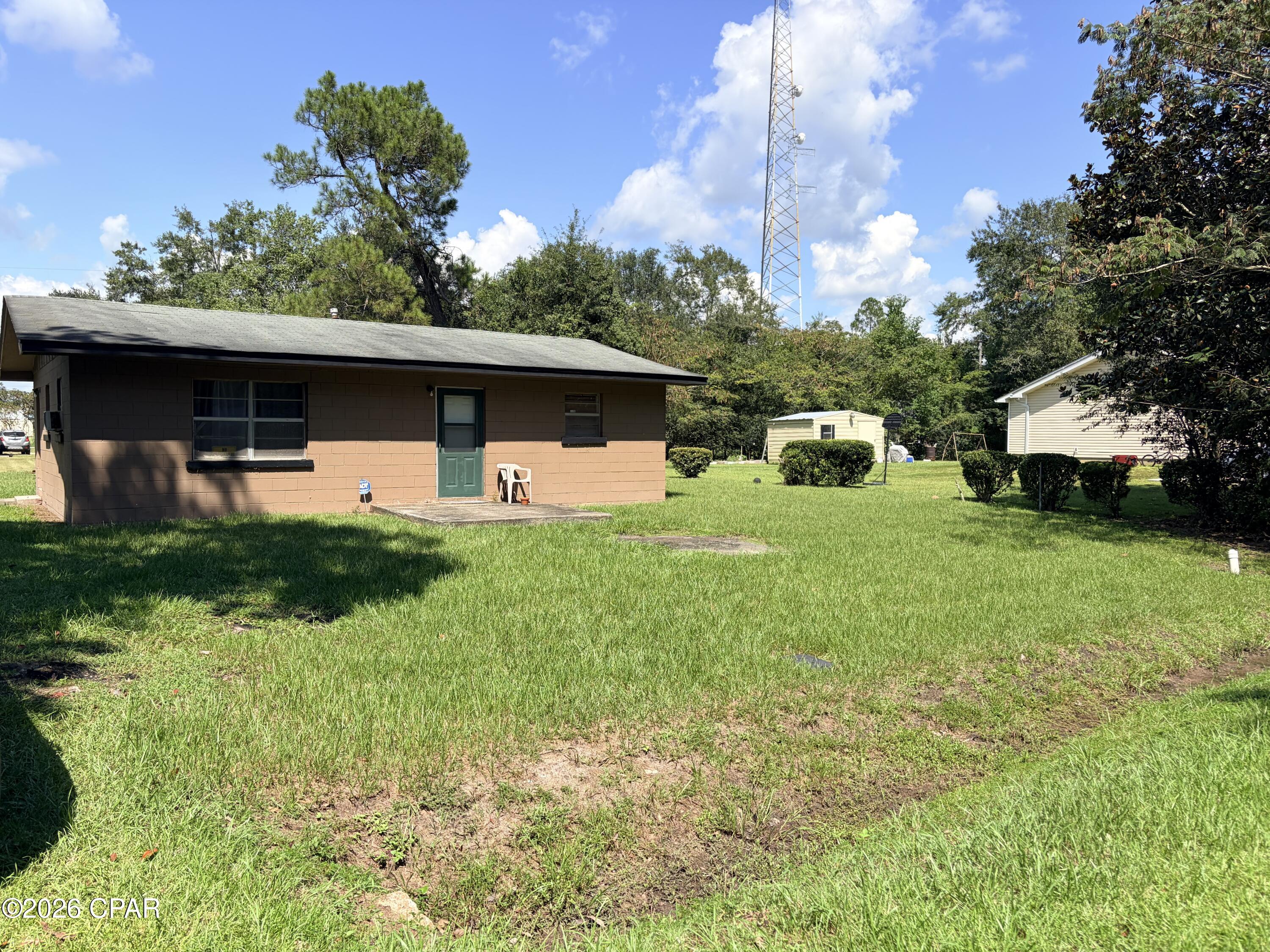 1184 Farmer Road Chipley, FL 32428 - Photo 2 of 20 Gallery Image 2