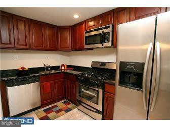 7632 Brockton Road Philadelphia, PA 19151 - Photo 4 of 10 Kitchen