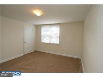 7632 Brockton Road Philadelphia, PA 19151 - Photo 9 of 10 Bedroom