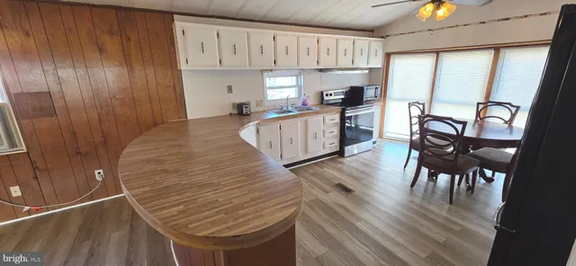 $1,095 | 45 High Wind Lane, Front Royal, VA 22630