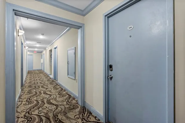 $5,200 | 530 Ocean Drive, Unit 103A/104A, Miami Beach, FL 33139