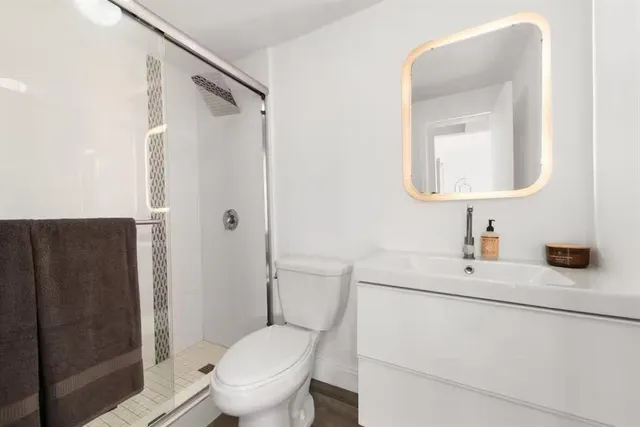 $5,200 | 530 Ocean Drive, Unit 103A/104A, Miami Beach, FL 33139